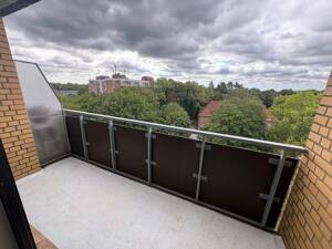 Top-Lage nahe der Uniklinik: Frisch renovierte 2-Zimmer-Wohnung mit Balkon & Garage – 23562 Lübeck – Vorschaubild 6
