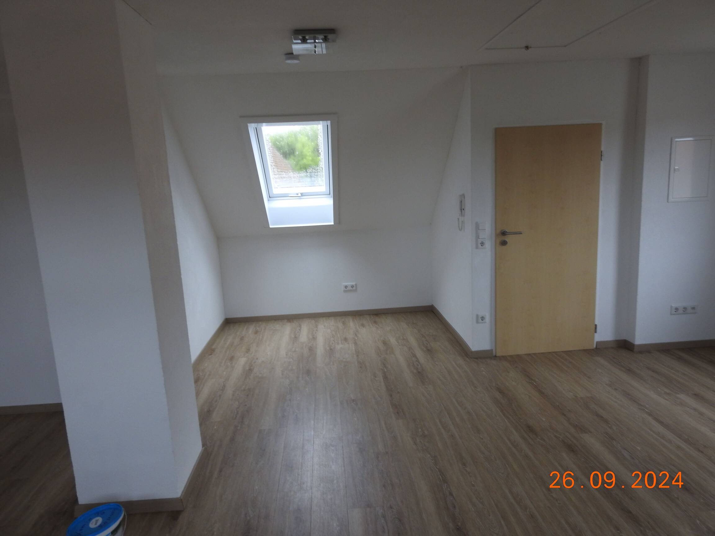 2-Zimmer Dachgeschoß-Wohnung – Dombühl – Vorschaubild 5