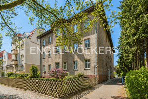 Modernisierte 2-Zimmer-Dachgeschosswohnung in begehrter Lage von Berlin-Lichterfelde – 12209 Berlin – Vorschaubild 1