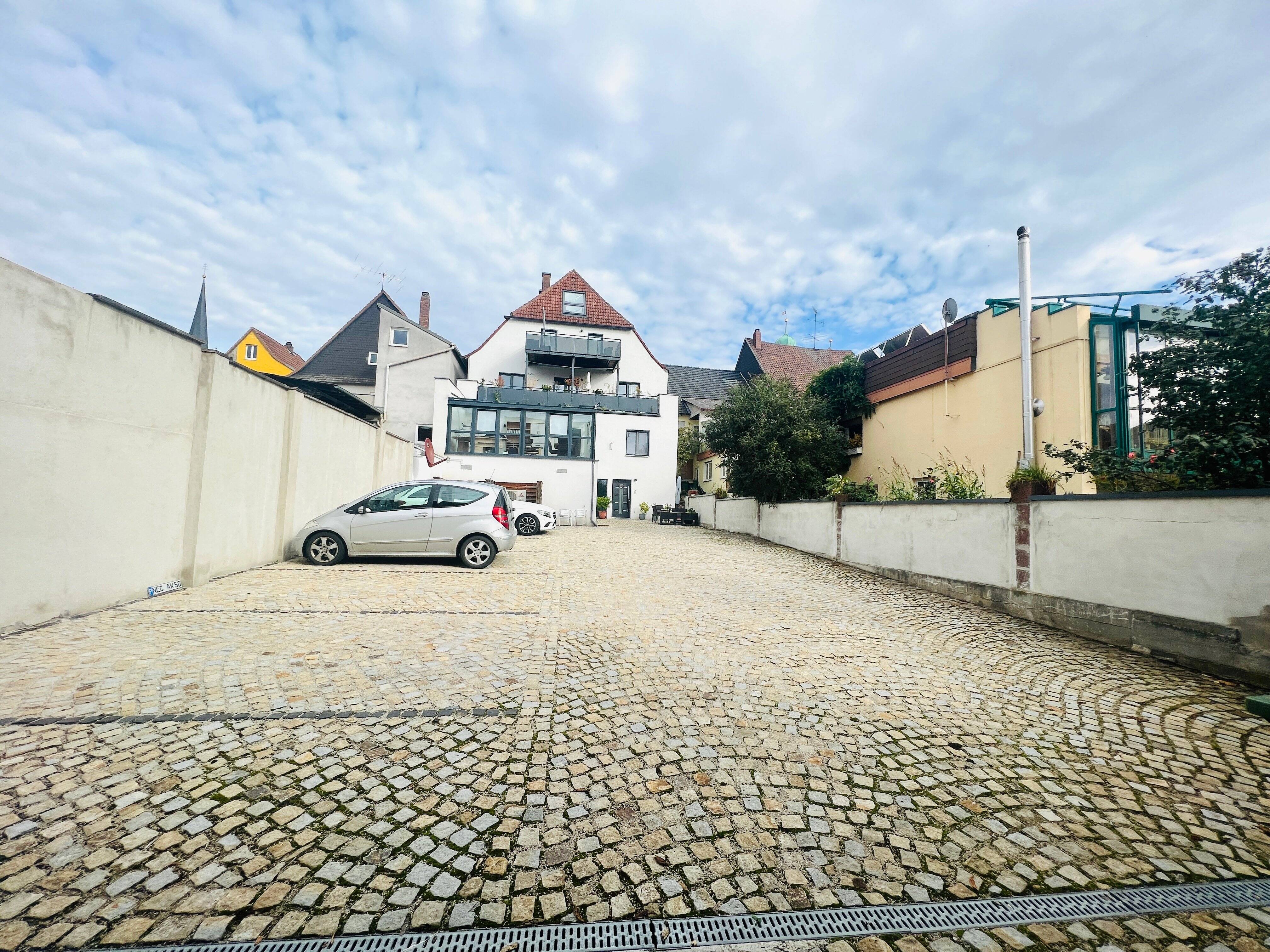 Exklusive Investitionsgelegenheit - Neu saniertes MFH in Bad Staffelstein – Bad Staffelstein – Vorschaubild 2