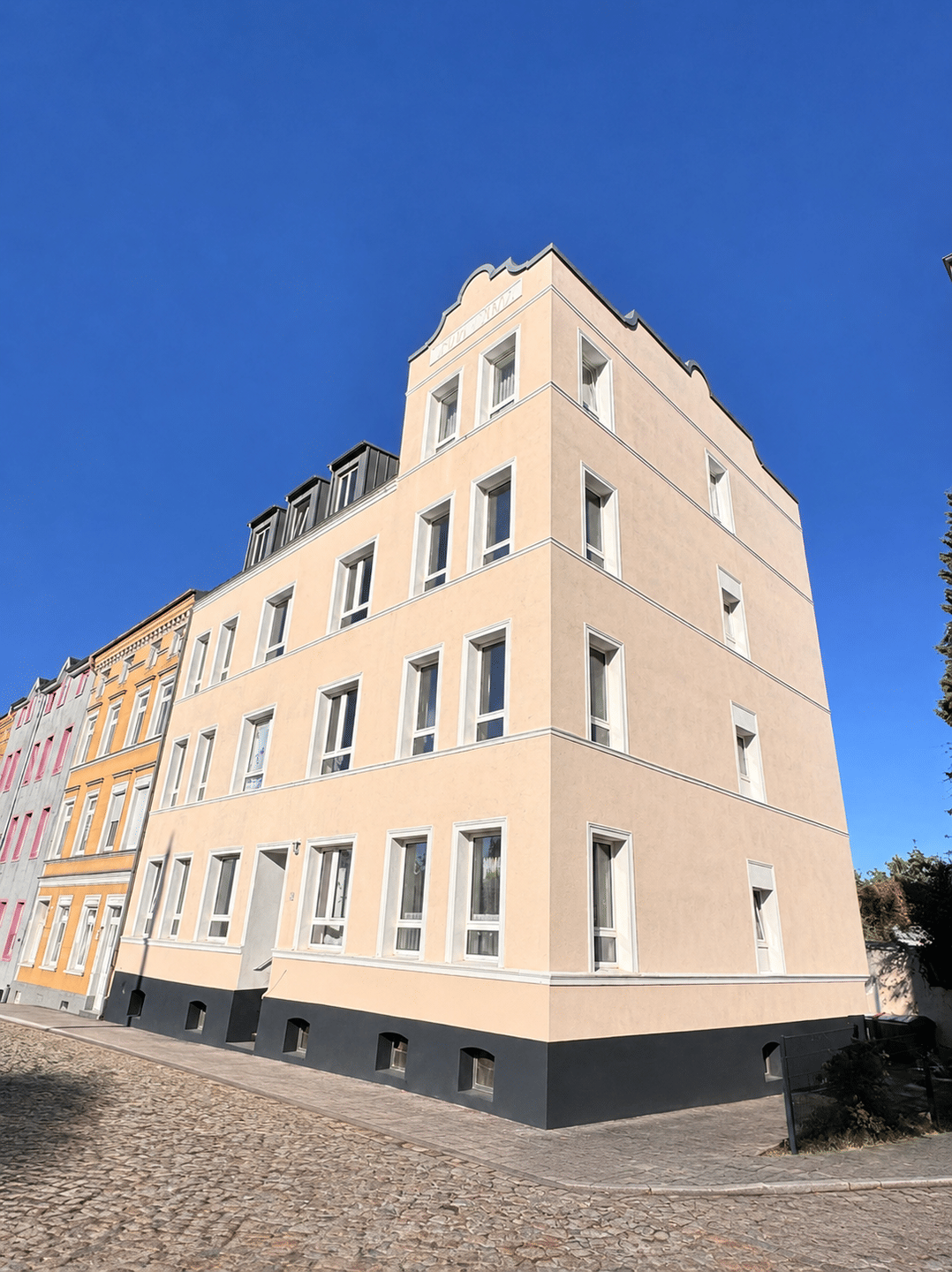 Attraktives Zinshaus mit 8 Wohneinheiten – Hamburg – Vorschaubild 2