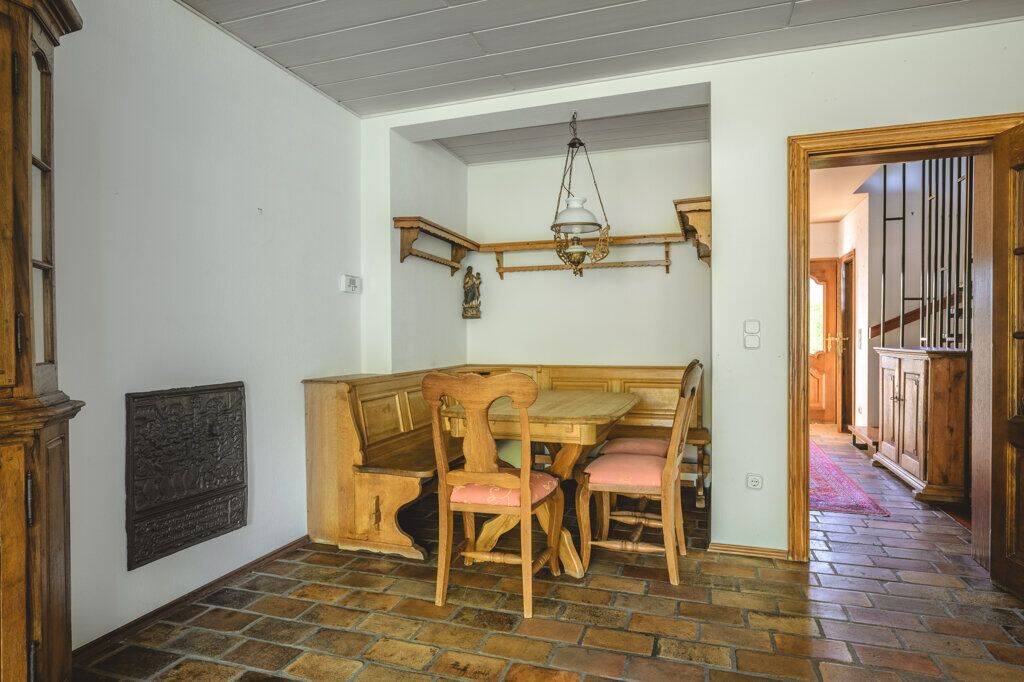 Einseitig angebautes Einfamilienhaus mit Garage in Aachen-Beverau – Aachen – Vorschaubild 6