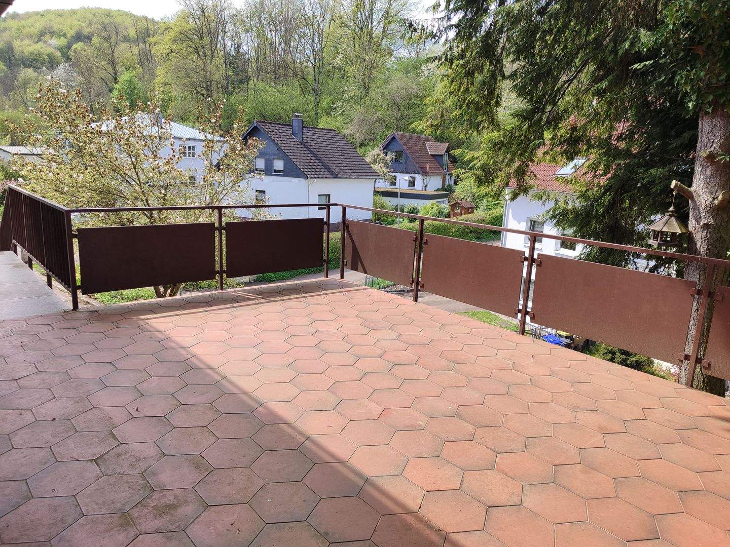 Top Lage: Attraktives Einfamilienhaus mit großem Garten in Saarbrücken-Güdingen – Saarbrücken – Vorschaubild 4