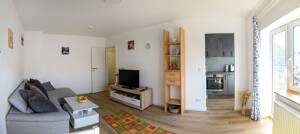 Moderne Wohnung in Alsternähe mit Balkon | Zentral und Blick ins Grüne – 22087 Hamburg – Vorschaubild 3