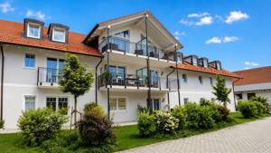 Großzügige und sonnige 3-Zimmer-Dachwohnung mit 2 Balkonen in Heimstetten – 85551 Kirchheim bei München – Vorschaubild 2