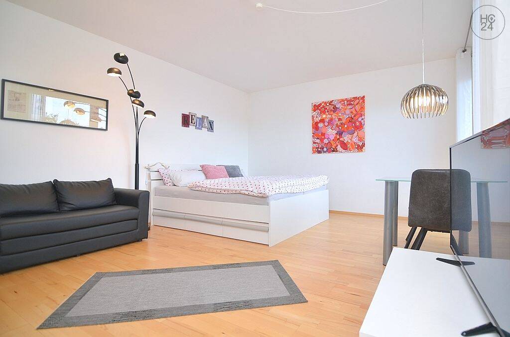 Schön möblierte Wohnung mit Balkon und WLAN, im Osten von Nürnberg