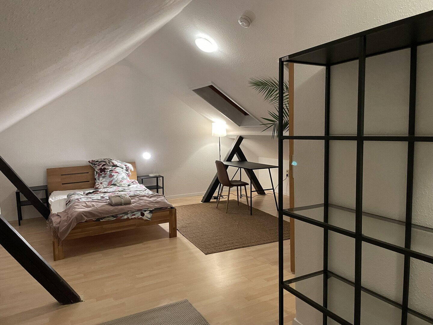 Möblierte 3 Zimmer Maisonette Wohnung in zentraler Lage zu vermieten – Leipzig – Vorschaubild 4