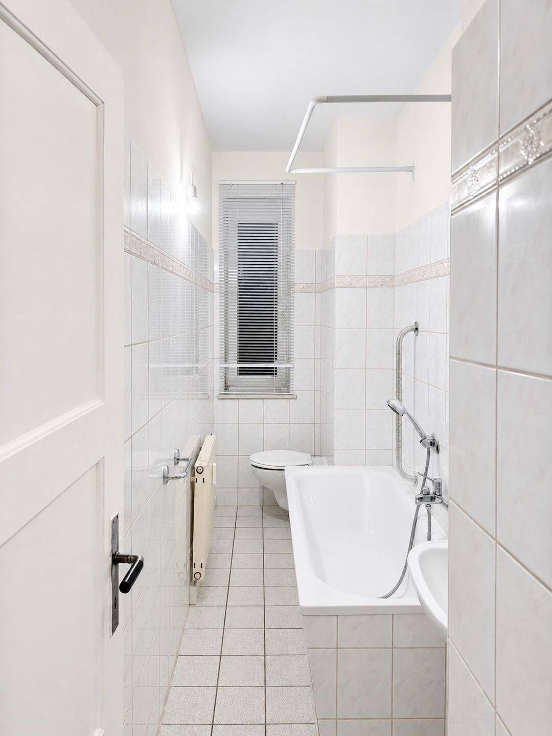 Helle 2-Zimmer-Wohnung mit Balkon in Chemnitz-Gablenz – Chemnitz – Vorschaubild 3