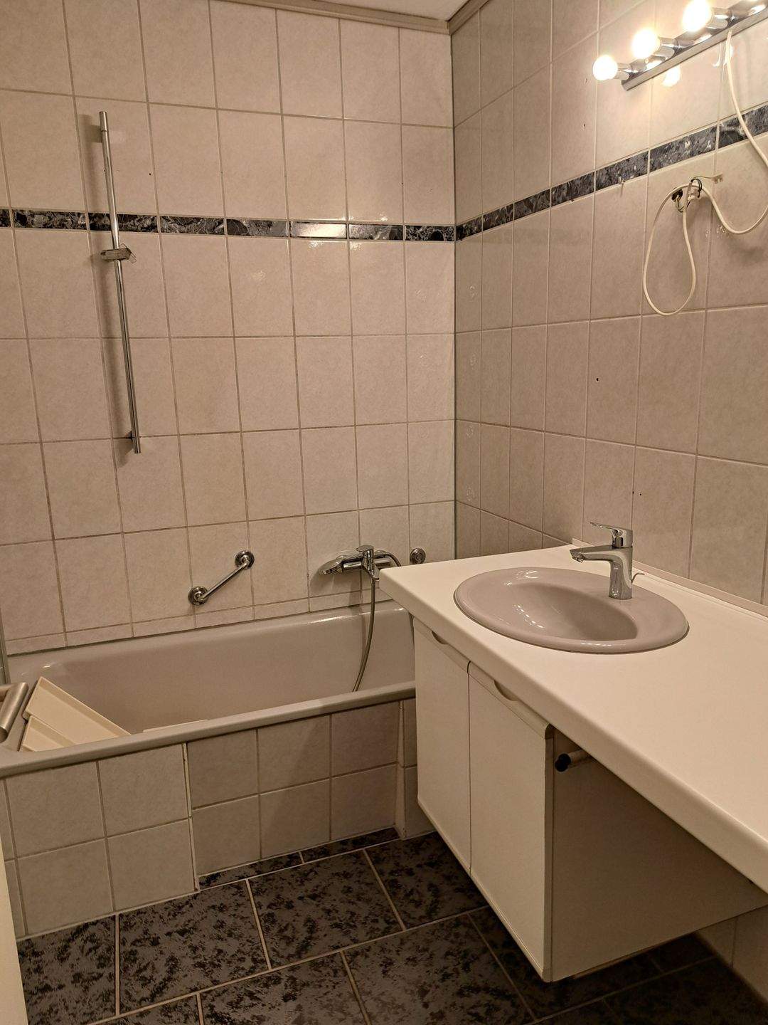 Moderne 3-Zimmer-Wohnung mit Balkon und EBK N-Süd Nähe U-Bahn Frankenstraße – Nürnberg – Vorschaubild 5
