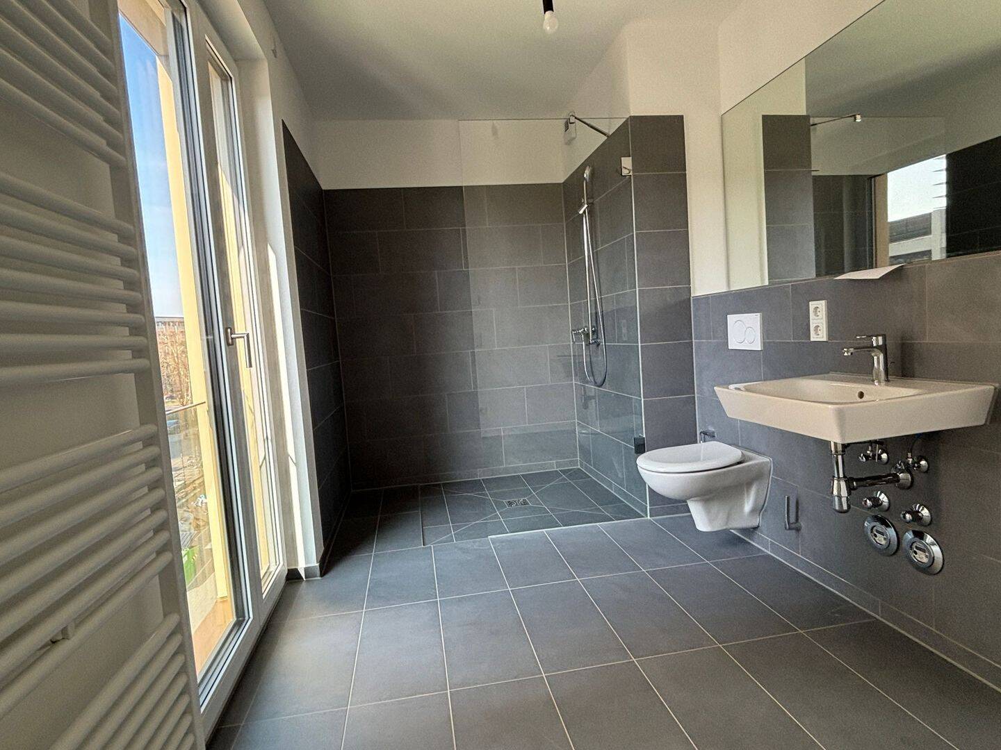 Ab sofort! 3-Zimmer-Wohnung (Typ 7 kompakt) mit Balkon, Gäste-WC und eigenem Keller – Köln – Vorschaubild 5