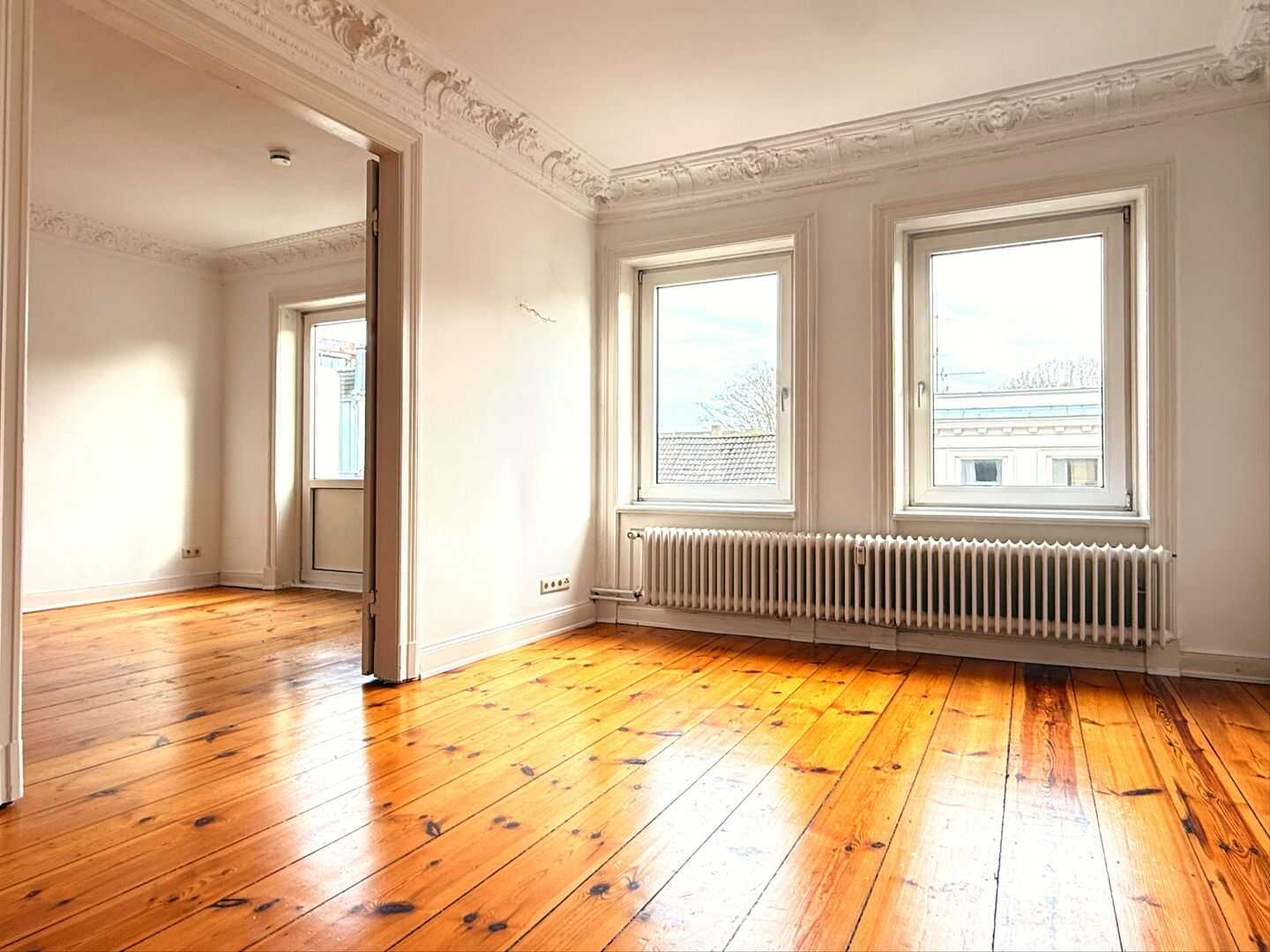 Uhlenhorst: Licht, Luft & Altbauflair - 4 Zimmer mit Balkon und Weitblick – Hamburg – Vorschaubild 3