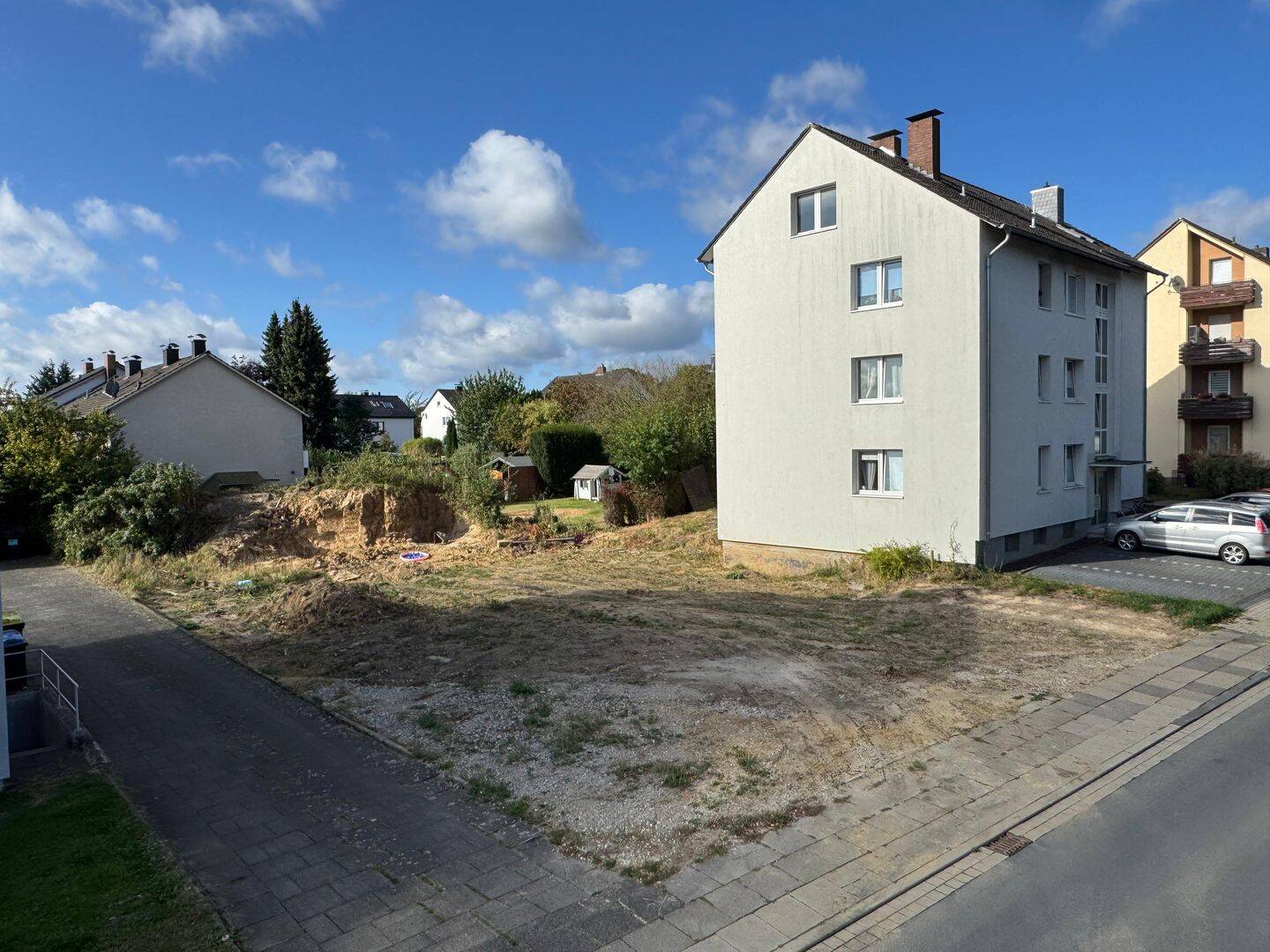 Moderne Neubauwohnung KFW40 - 81m² 2,5 ZKB mit in Bielefeld-Brake – Offener Grundriss, Top-Lage, Fahrstuhl, Dachterrasse, elegante Architektur – Bielefeld – Vorschaubild 6