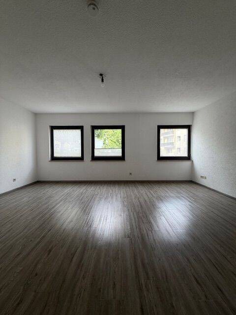 WG-geeignete 2 Zimmer Wohnung in der Nürnberger Südstadt – Nürnberg – Vorschaubild 2