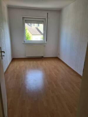 2 Zimmer Küche Bad in Lu- West zu vermieten. – 67059 Ludwigshafen am Rhein – Vorschaubild 3