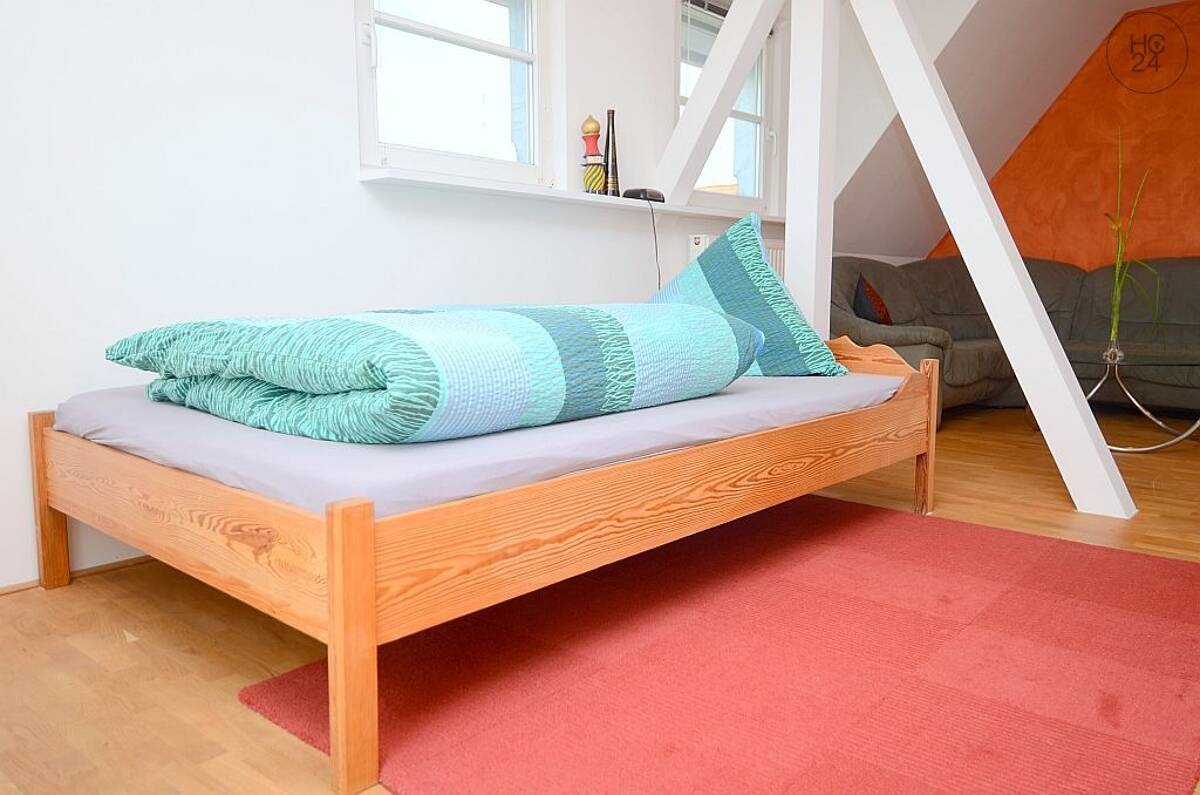 Helles möbliertes Zimmer mit Küchenmitbenutzung und eigenem Bad in Mainz-Kastel – 55252 Wiesbaden – Bild 1 von 9