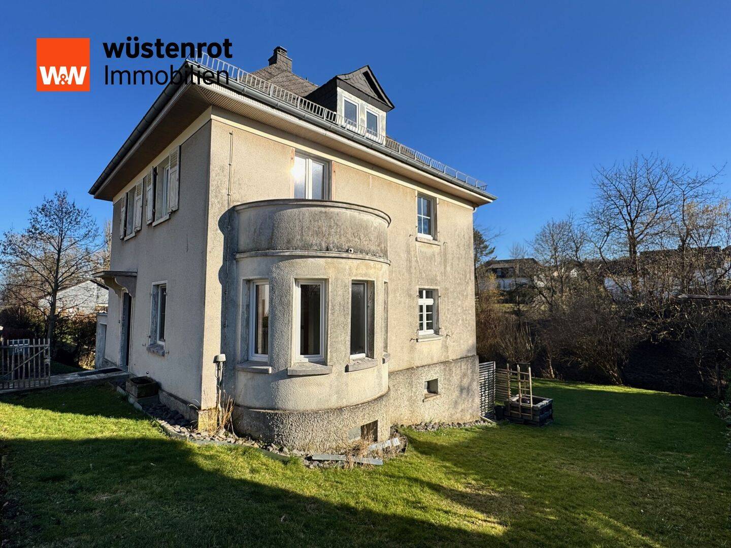 Ein Zuhause, das berührt - elegant modernisiert & voller Wärme – Breitscheid – Bild 1 von 9