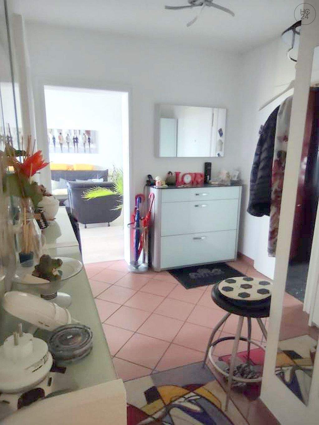 Schöne, möblierte 2-Zimmer-Wohnung mit WLAN, Stellplatz und Balkon in Nürnberg Neuselsbrunn – Nürnberg – Vorschaubild 9