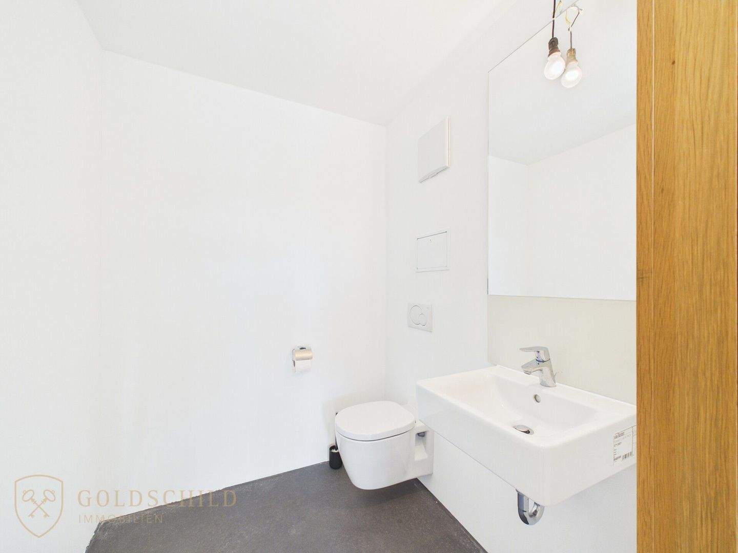 Schöne Maisonettewohnung mit Sauna im Badezimmer – Reutlingen – Vorschaubild 9