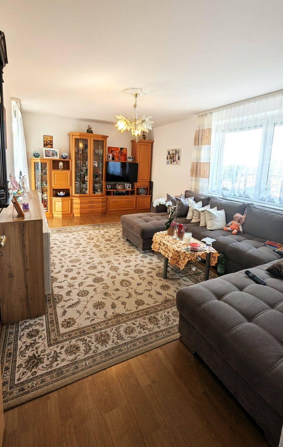 Charmante Eigentumswohnung mit idealer Raumaufteilung, Garage und Keller