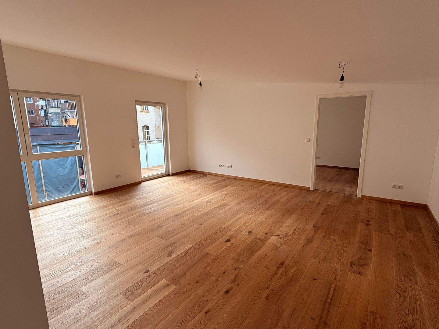 Ab sofort verfügbar: Moderner Neubau im ruhigen Innenhof mitten in der City – Nürnberg – Vorschaubild 2