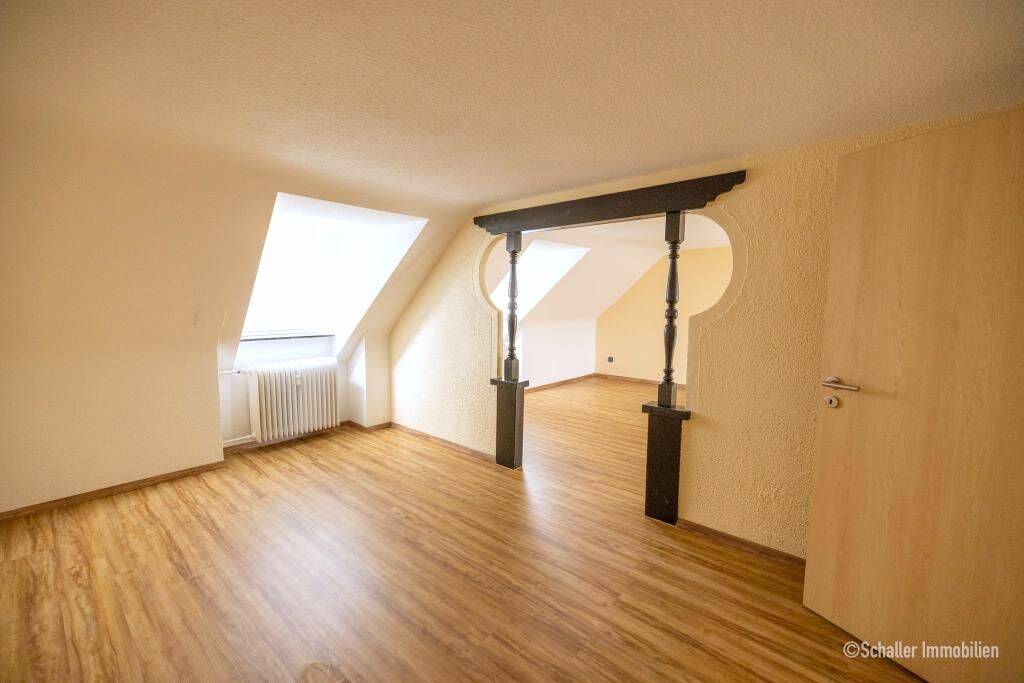Wohnen an der Kaiserburg: 2 Zi. DG- ETW in Nürnberg - Wohnung kaufen – Nürnberg – Vorschaubild 6