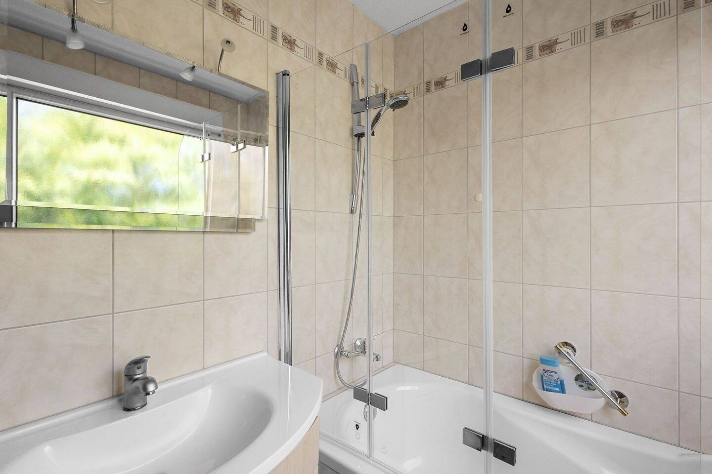 Geräumige Familienwohnung mit Balkon in Regensburg, Reinhausen – Regensburg – Vorschaubild 5