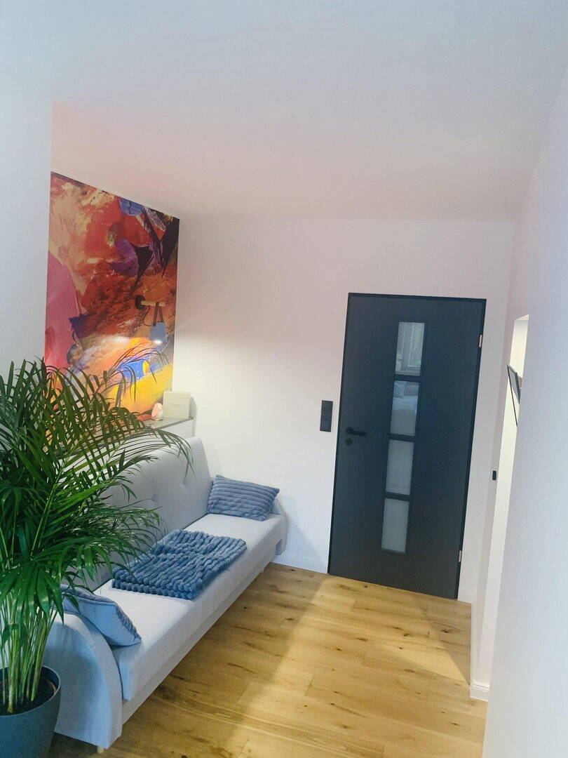 Vollmöbliertes Design-Apartment in Berlin-Westend: Kernsaniert, Provisionsfrei & Sofort bezugsfrei! – Berlin – Vorschaubild 3