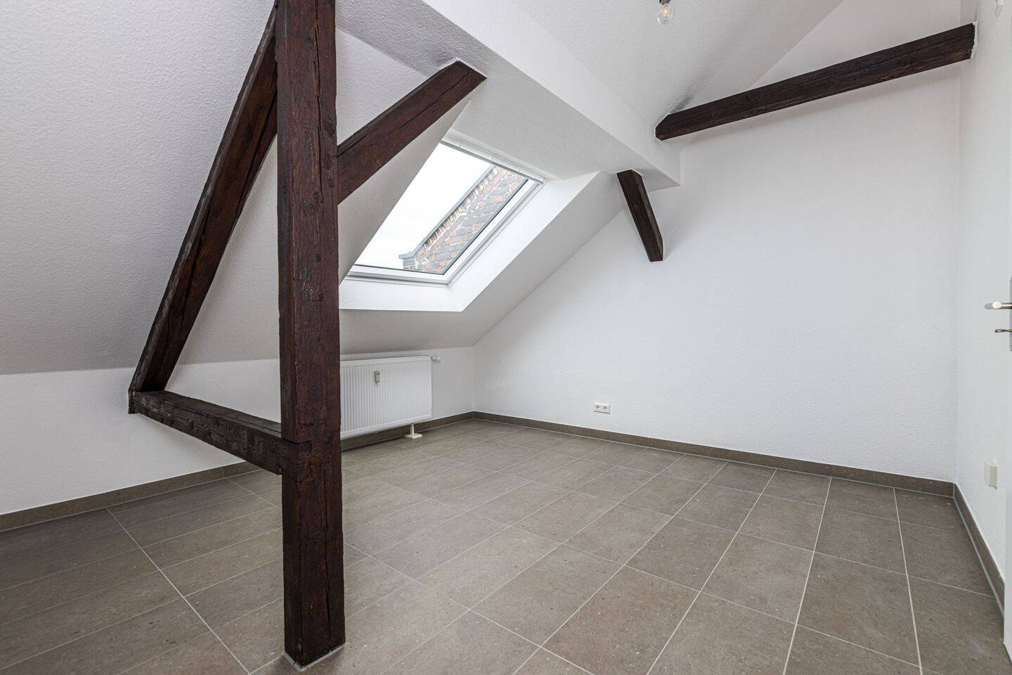 Charmante Dachgeschosswohnung im Altbau - 57 m² ideal für Singles oder Paare – Berlin – Vorschaubild 7