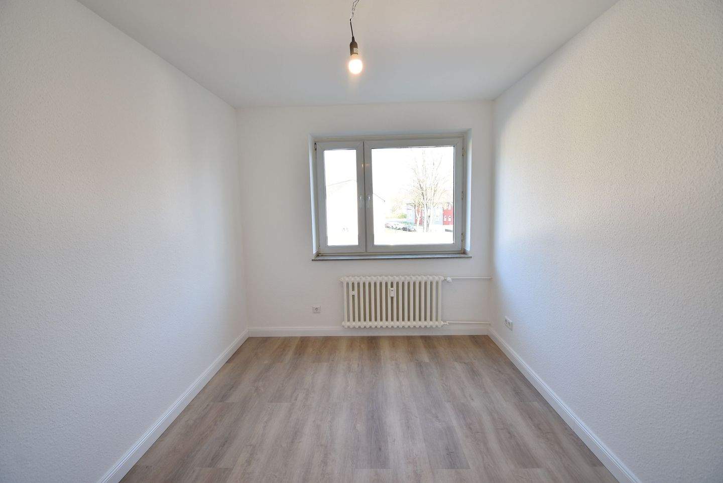 Ruhige Lage! Renovierte 3-Zi-Whg mit Balkon in Walsum – Duisburg – Vorschaubild 4