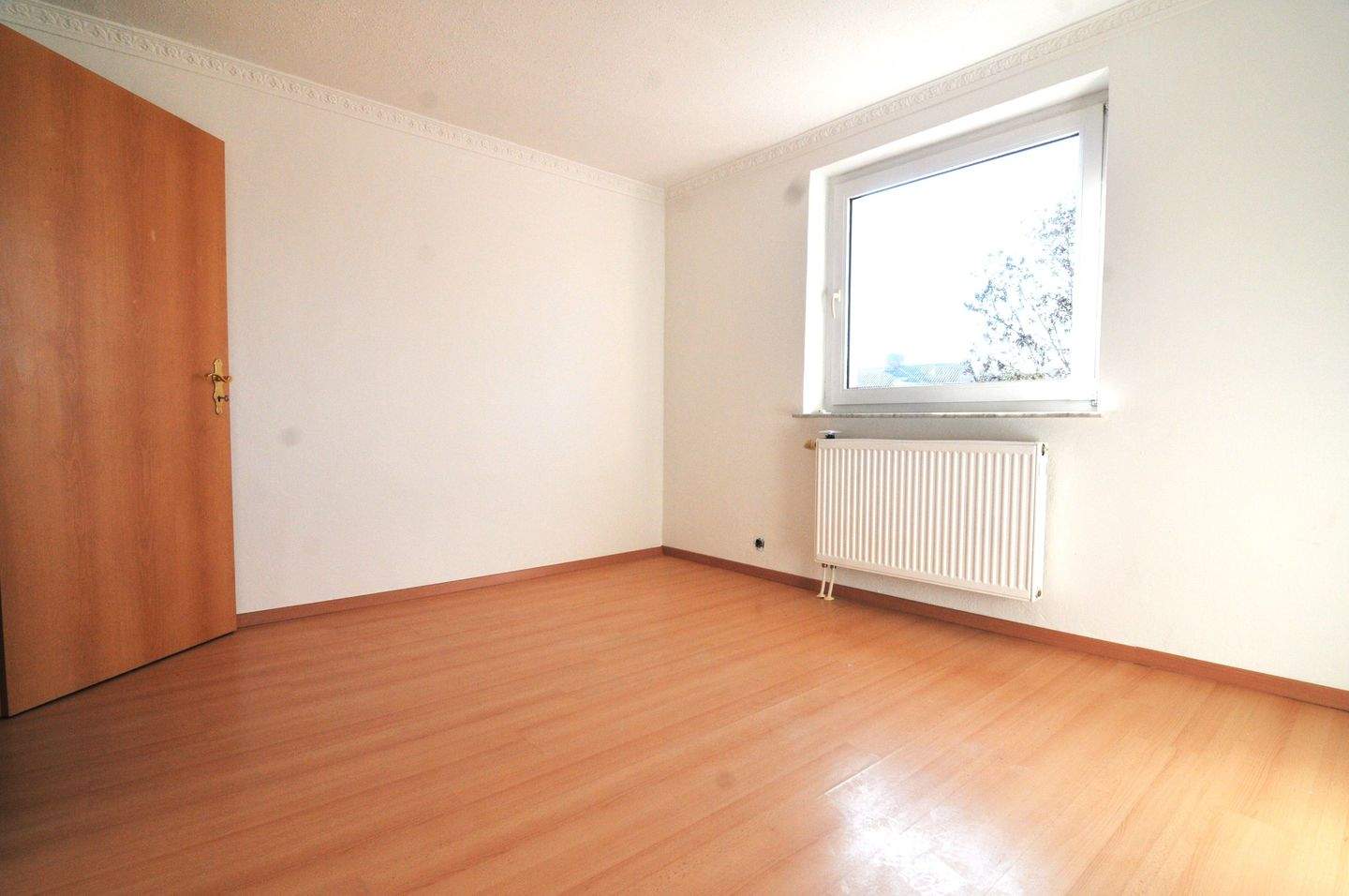 Sonnige 2 Zimmer-Wohnung nahe Saturn-Arena – Ingolstadt – Vorschaubild 3