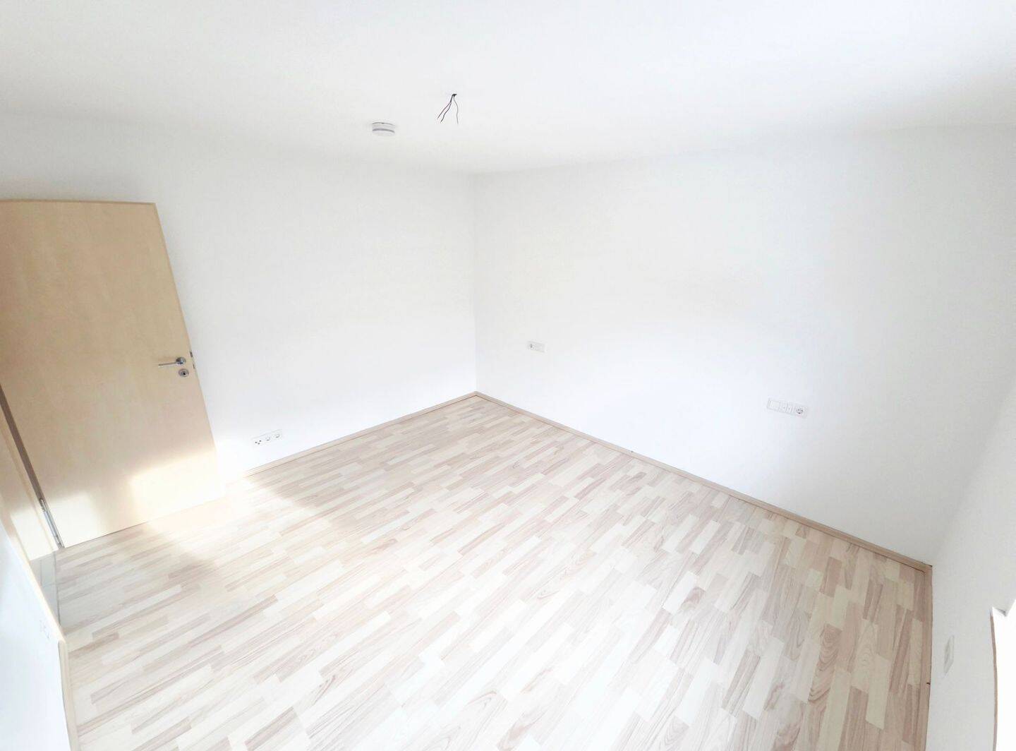 Moderne 3-Zimmer-Wohnung in Ingolstadt nähe Hauptbahnhof und Schulzentrum Südwest – Ingolstadt – Vorschaubild 6