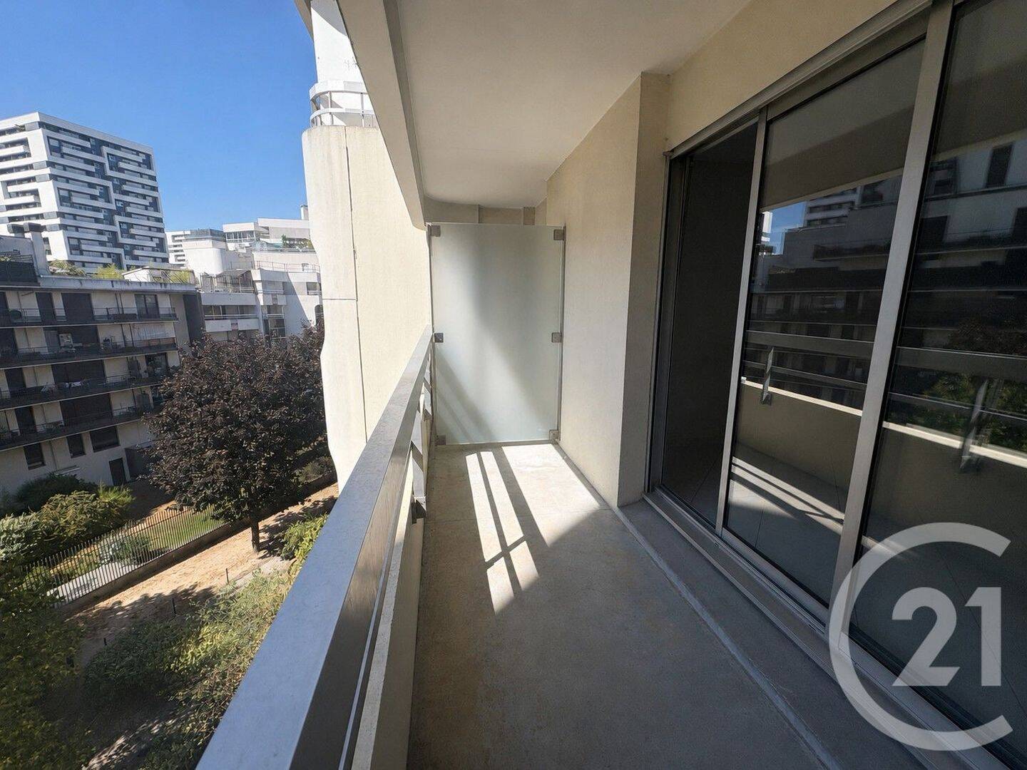 Appartement 2 pièces 50 m² · à Paris 19ème Arrondissement · 49,6 m² · 372 000 €