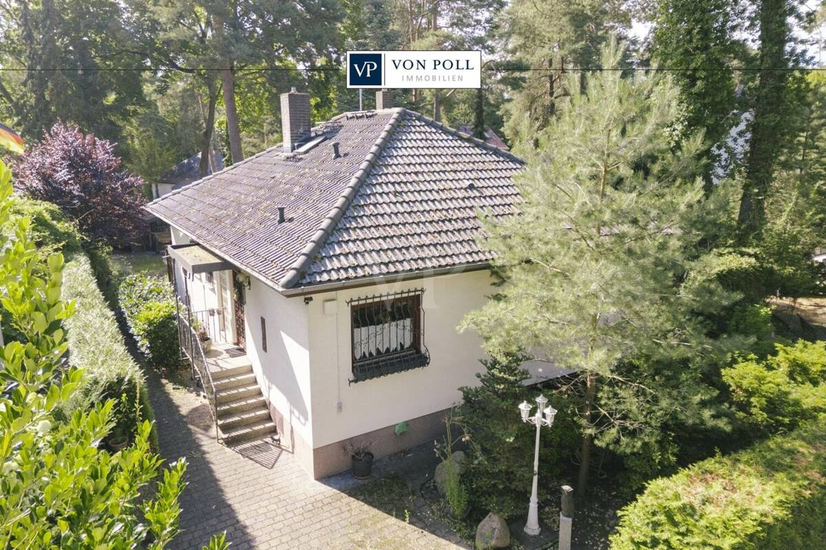 Bungalow mit Bonusfläche: 86 m² Wohnen, 2 Bäder + 2 Extra-Räume im Untergeschoss – 14089 Berlin – Bild 1 von 9