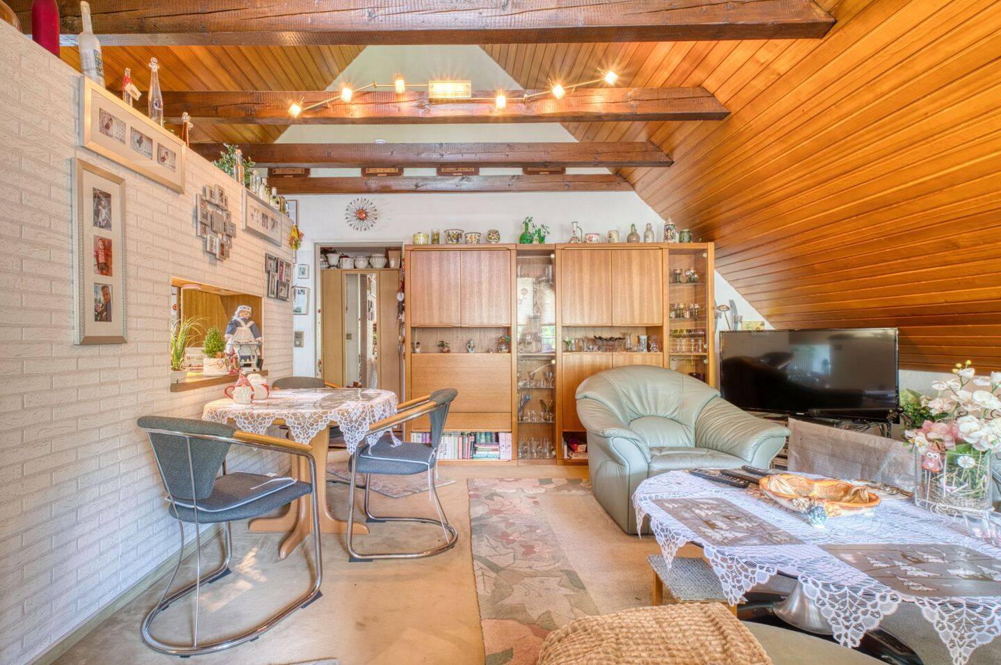 Charmante Maisonettewohnung mit Südwest-Loggia & Tiefgarage in Burglesum – Bremen – Vorschaubild 5