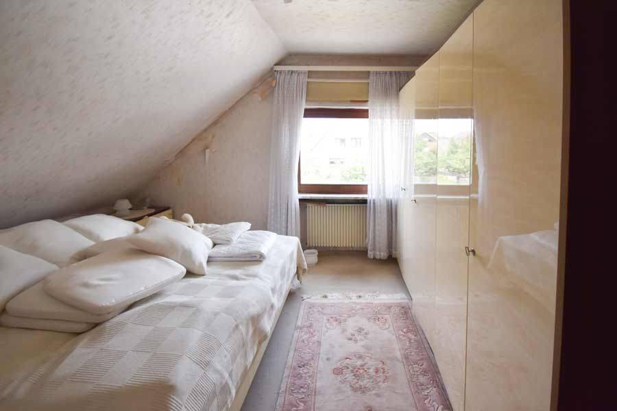 Einfamilienhaus mit Einliegerwohnung in Dibbesdorf! – Braunschweig – Vorschaubild 9