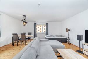 Ab Februar verfügbar: Urbanes Wohnen über den Dächern - Apartment in Bestlage