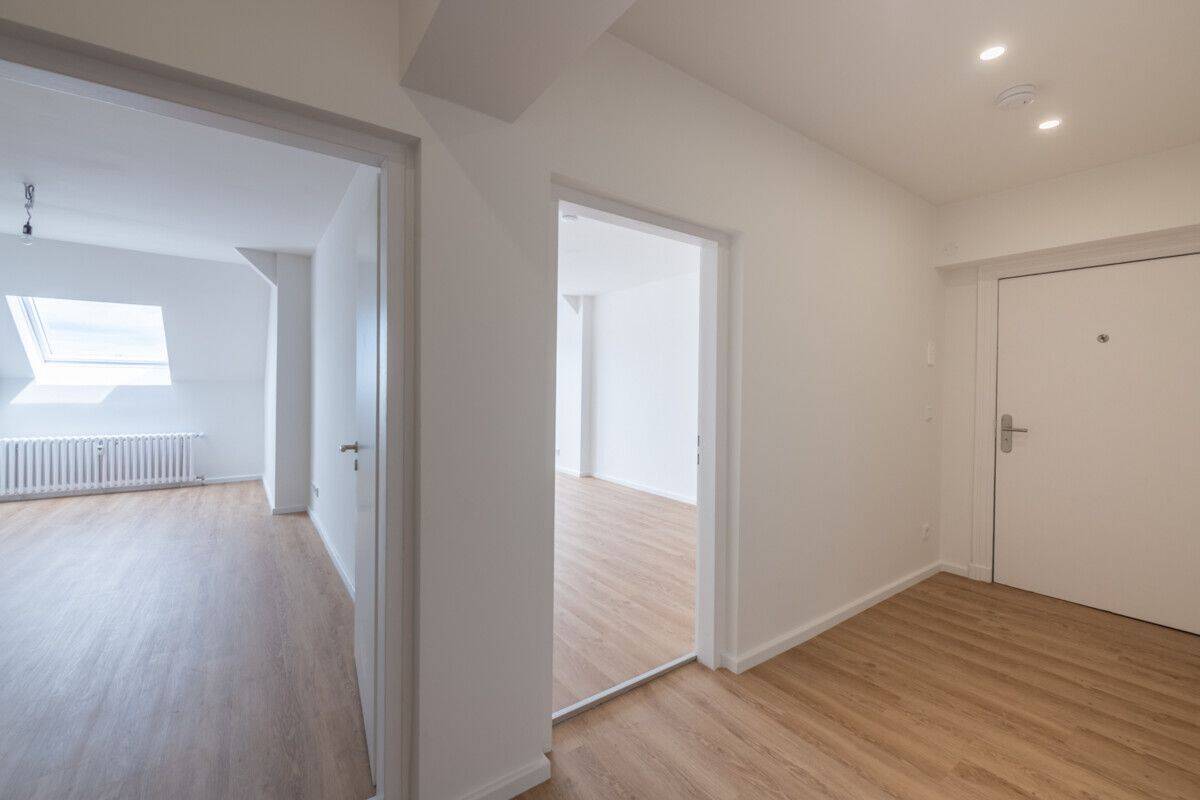 Erstbezug: Lichtdurchflutete Dachgeschoss-Wohnung mit Terrasse, moderner Ausstattung und in Top-Lage – Berlin – Vorschaubild 8