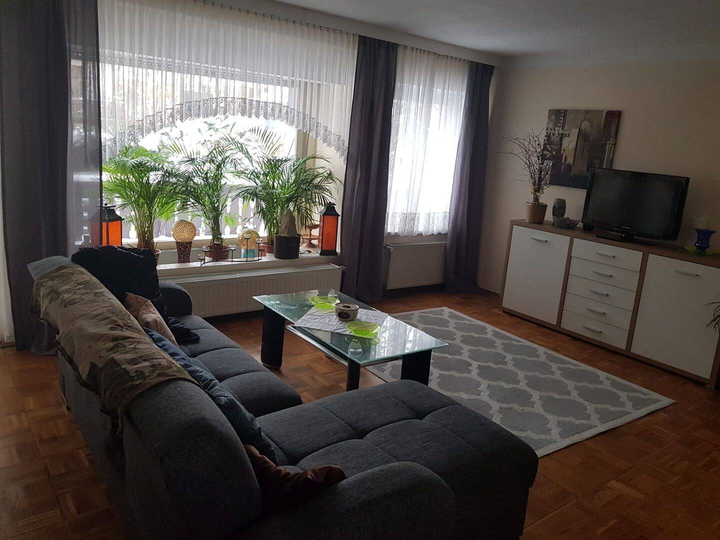 Charmantes Reihenhaus mit Garten, sonniger Terrasse und großzügigem Raumangebot für die gesamte Familie.