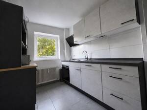 MODERNISIERTE 3-ZIMMERWOHNUNG MIT BALKON - FUßLÄUFIG ZUM NEUEN TEICH UND DEM ALLERPARK – 38448 Wolfsburg – Vorschaubild 5