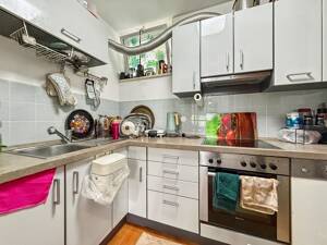 Bogenhausen nahe Arabellapark: Gepflegte 2-Zimmer-Wohnung mit zwei Westloggien und Grünblick! – 81925 München – Vorschaubild 4