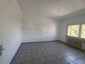 Modernisierte 3-Zimmer-Wohnung mit Wintergarten und Wannenbad in Köln-Mülheim – 51065 Köln – Vorschaubild 2