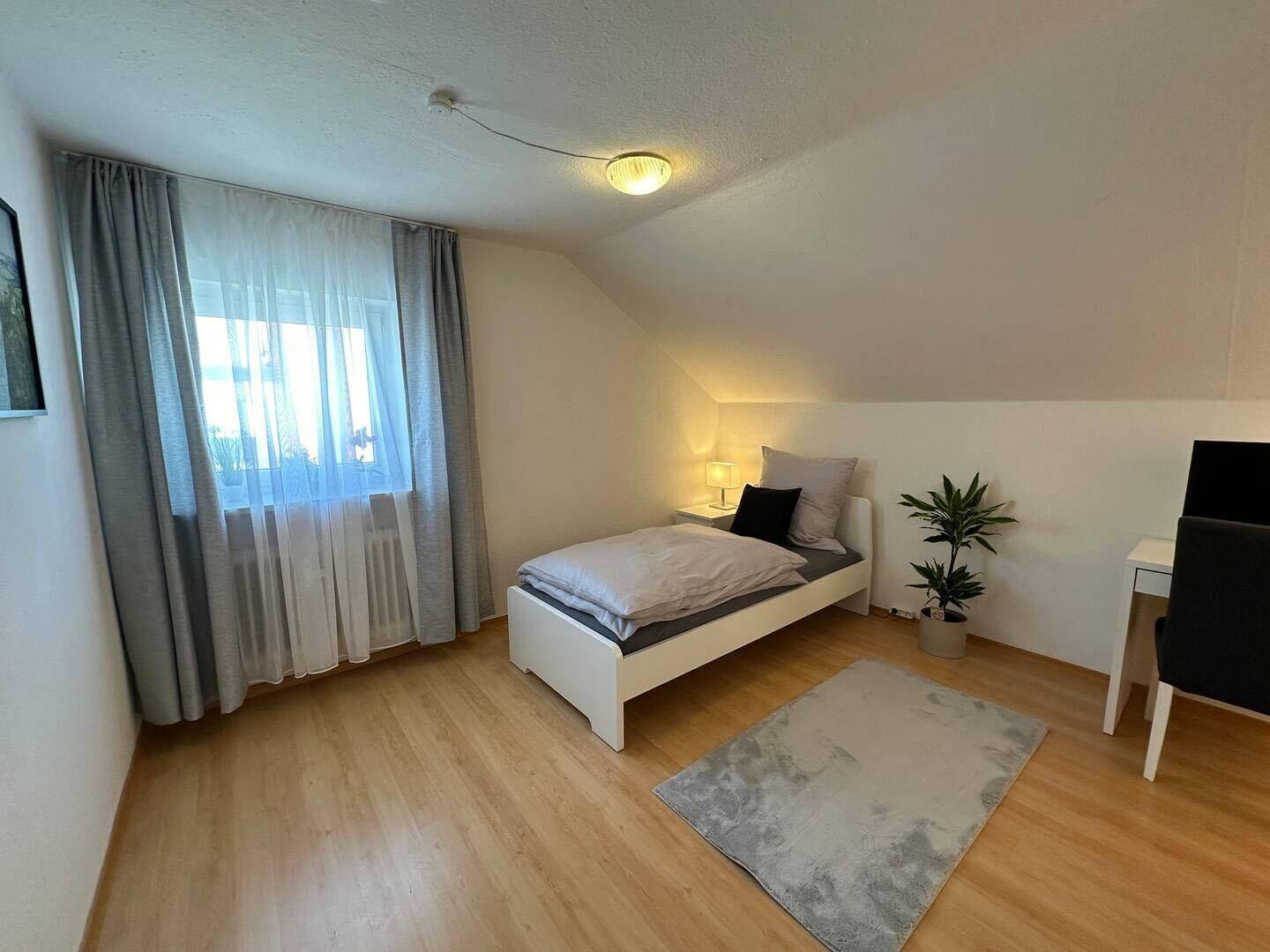 Helle 4-Zimmer-Wohnung in Augsburg Kriegshaber – Augsburg – Vorschaubild 9