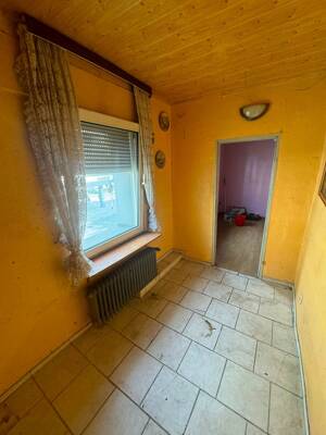 Zentral gelegenes Zuhause mit 4 Zimmern in Krefeld - Ihr neuer Wohntraum wartet! – 47798 Krefeld – Vorschaubild 4