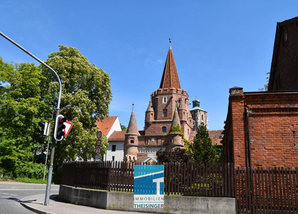Ein besonderes Stadthaus für Liebhaber historischer Architektur mit einzigartigem Charme. – Ingolstadt – Vorschaubild 2