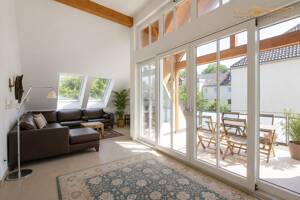 Lichtdurchflutete 3-ZimmerDachgeschosswohnung mit Süd-Balkon in ruhiger Bestlage von Harlaching – 81545 München – Vorschaubild 3