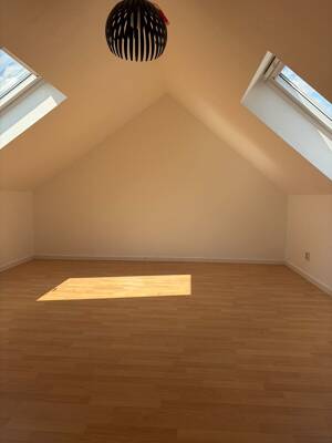 Wohnen auf zwei Ebenen - attraktive 3,5-Raum-Maisonettewohnung in Erfurt – 99084 Erfurt – Vorschaubild 3