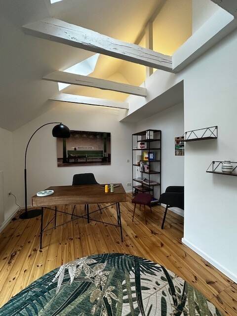 Modernes Einfamilienhaus mit Terrasse und privatem Gartenanteil in Berlin-Westend