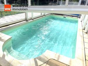 Zweifamilienhaus auf großem Grundstück in München mit Sauna, modernem Pool und viel Potenzial – 81739 München – Vorschaubild 3