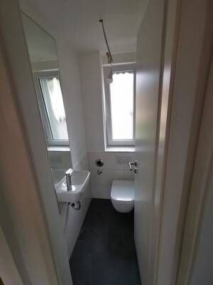 neuwertige Dachgeschosswohnung mit Dachterrasse in Mainz-Finthen - hell, ruhig und charmant – 55126 Mainz – Vorschaubild 9