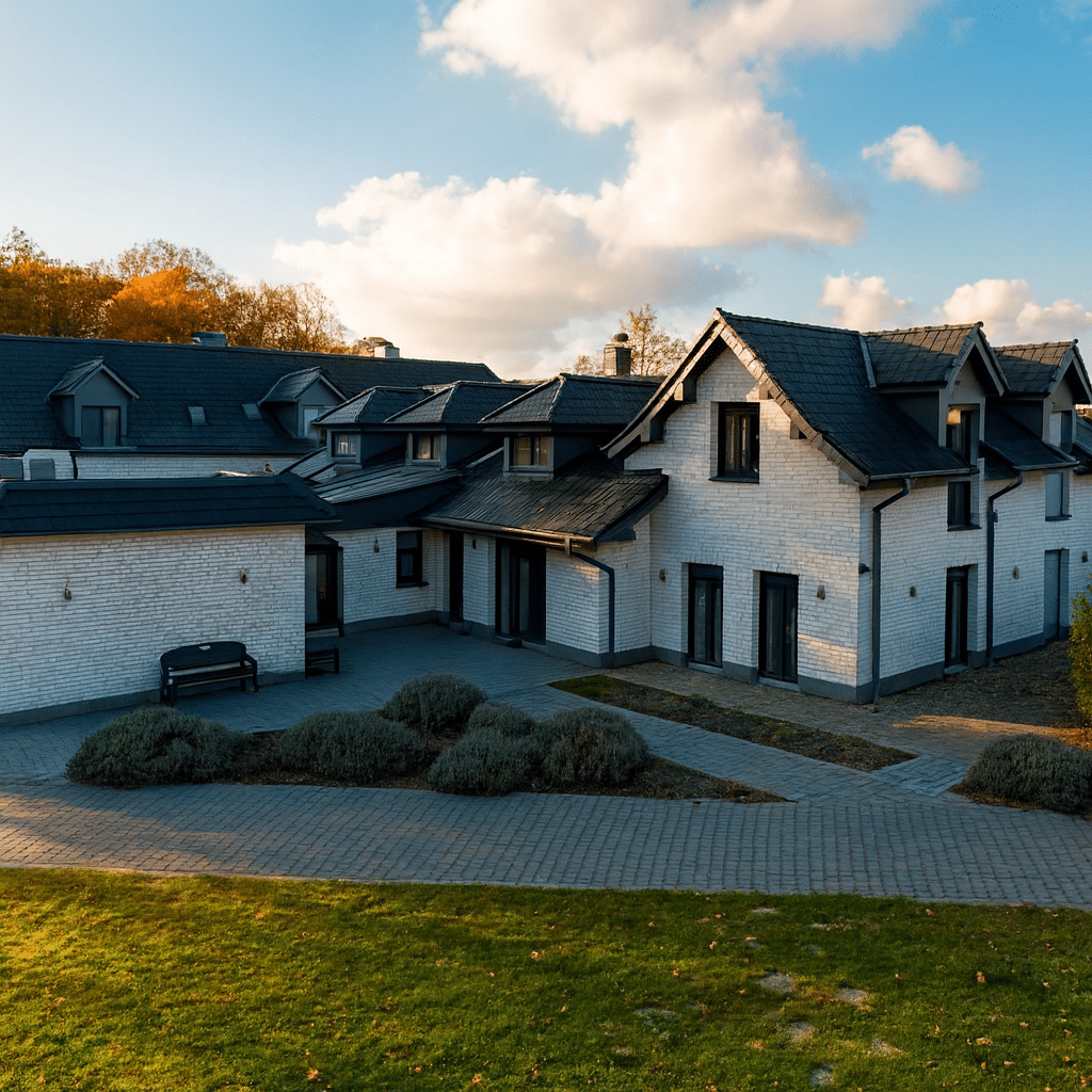 Luxuriöses Anwesen - 362 m² Wfl mit Schwimmteich und Poolhaus - Ihr Traumhaus zum Verlieben! – Moers – Vorschaubild 3